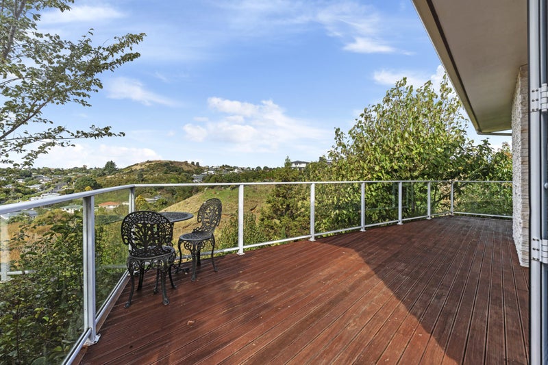 11 Harriet Place, Spotswood, New Plymouth - Carousel 2