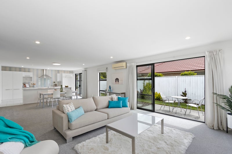 39 Little Oaks Drive, Yaldhurst, Christchurch - Carousel 2