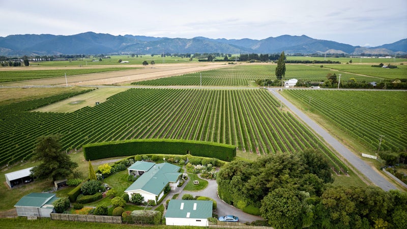 22 Burnside Avenue, Springlands, Blenheim - Carousel 1