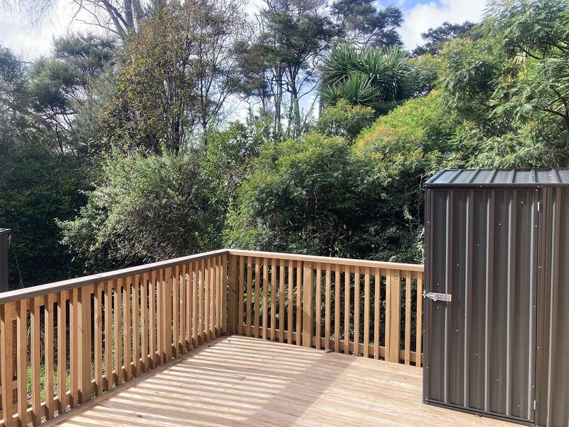 63 Morihana Close, Glen Eden, Auckland - Carousel 2