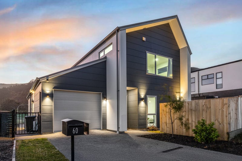 60 Hokioi Drive, Kenepuru, Porirua - Carousel 1