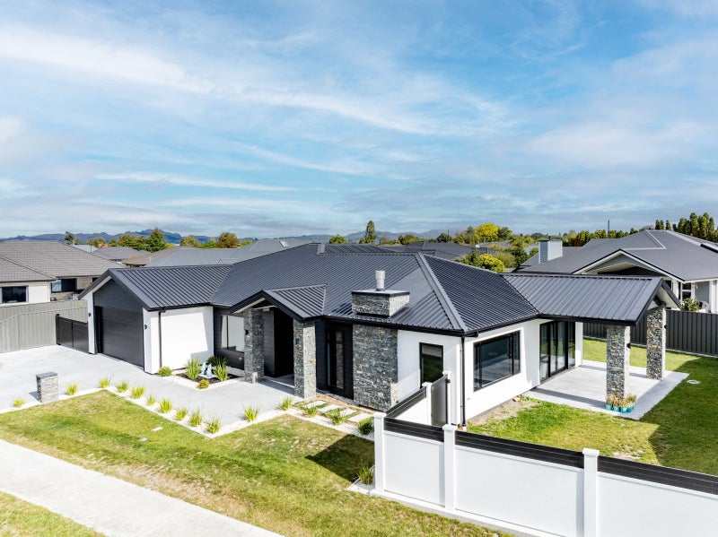 27 Lochhead Street, Mahora, Hastings - Carousel 1