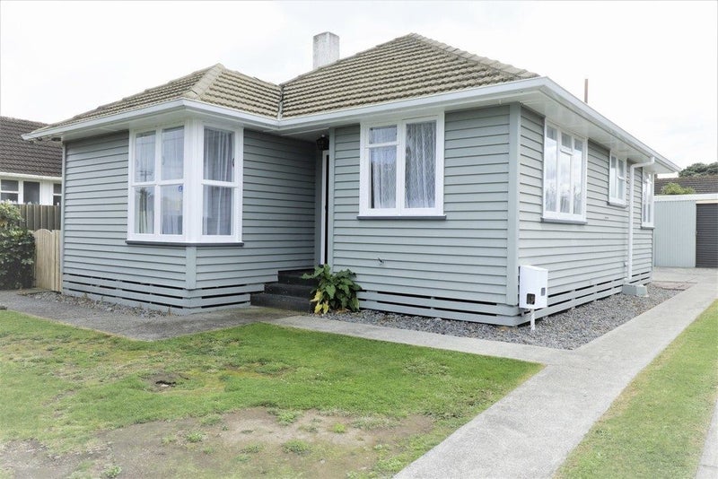 45 Hinemoa Street, Whanganui East, Whanganui - Carousel 1