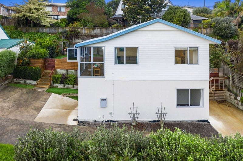 10 Poike Road, Hairini, Tauranga - Carousel 44