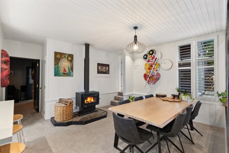 32 Evergreen Place, Sunshine Bay, Queenstown - Carousel 2