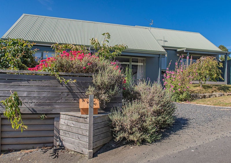 8 Allans Beach Road, Portobello, Dunedin - Carousel 23