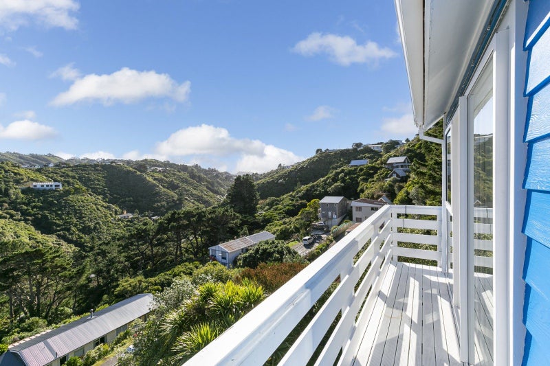 2/9A Columbia Way, Kingston, Wellington - Carousel 2