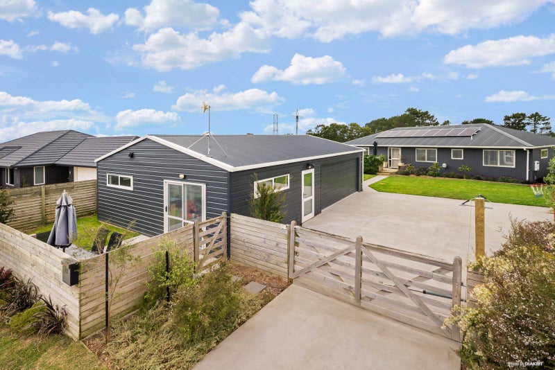 10 Naho Place, Meremere - Carousel 1