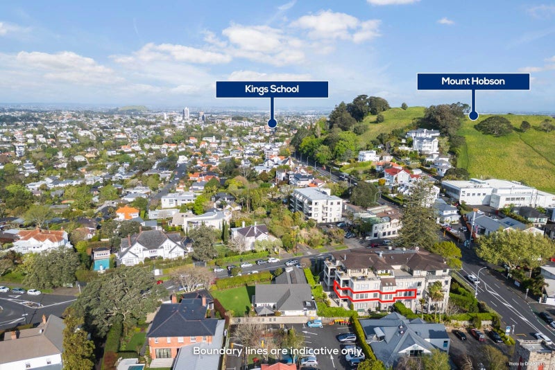 1B/2 Bassett Road, Remuera, Auckland - Carousel 2