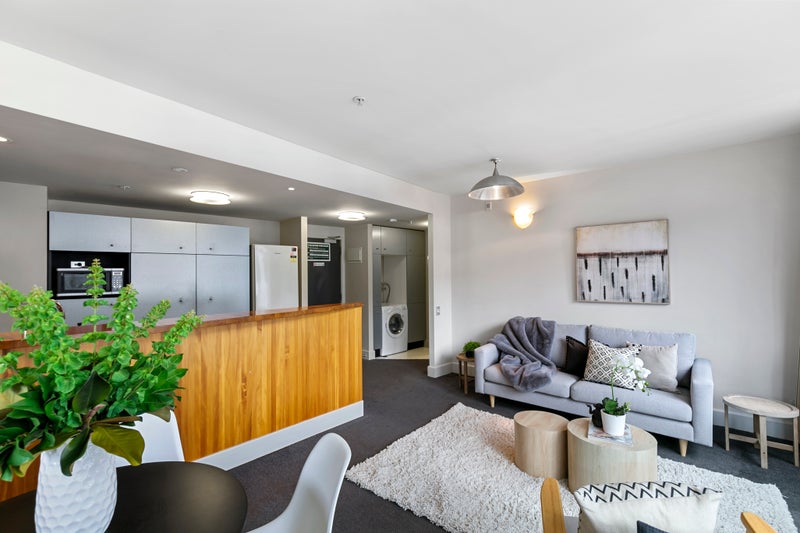 92/43 Mulgrave Street, Thorndon, Wellington - Carousel 2