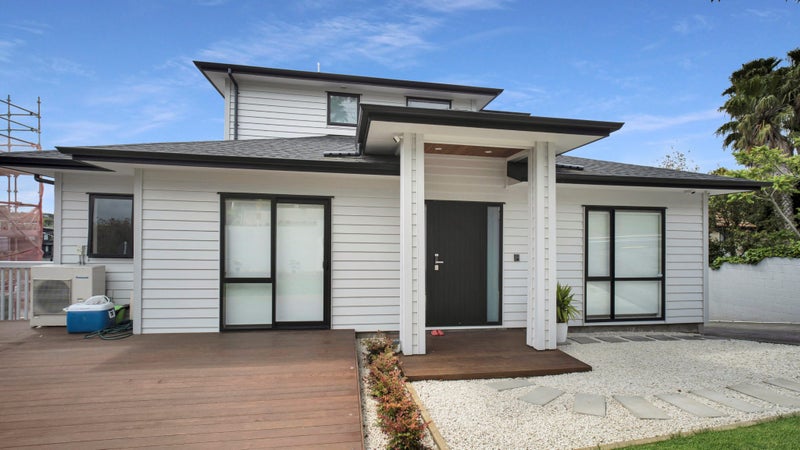 399 Beach Road, Mairangi Bay, Auckland - Carousel 1