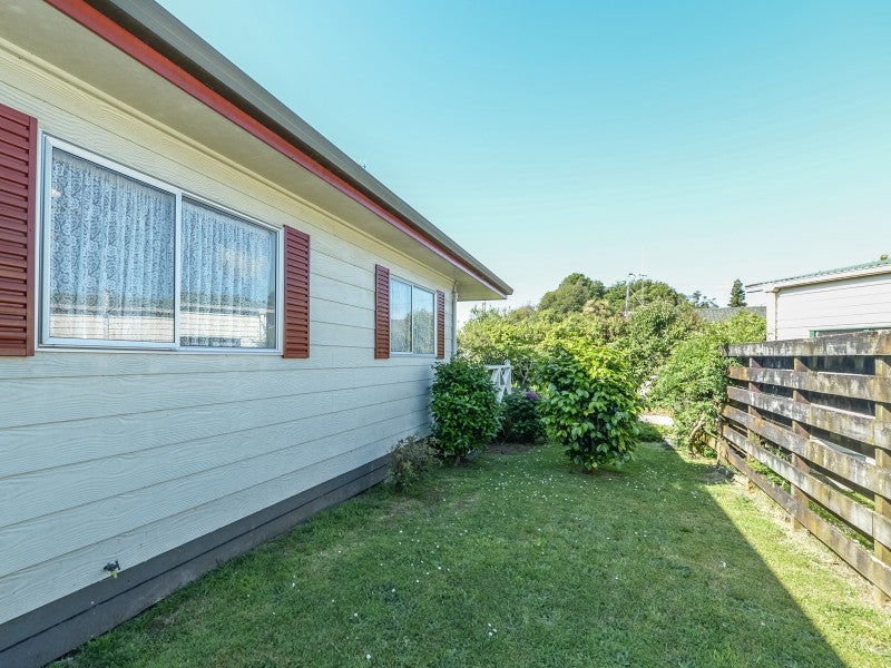 22B Ellicott Road, Nawton, Hamilton - Carousel 12