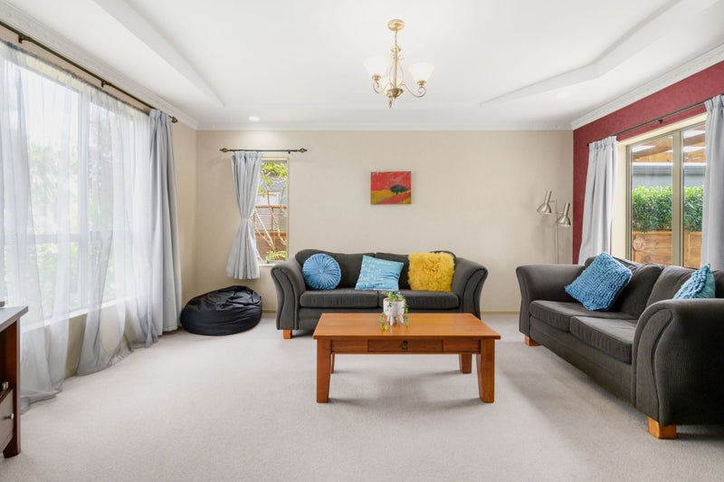 61 Nielsen Gardens, Rototuna, Hamilton - Carousel 2