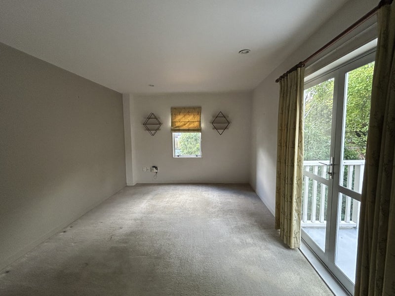 152J Tasman Street, Mount Cook, Wellington - Carousel 2