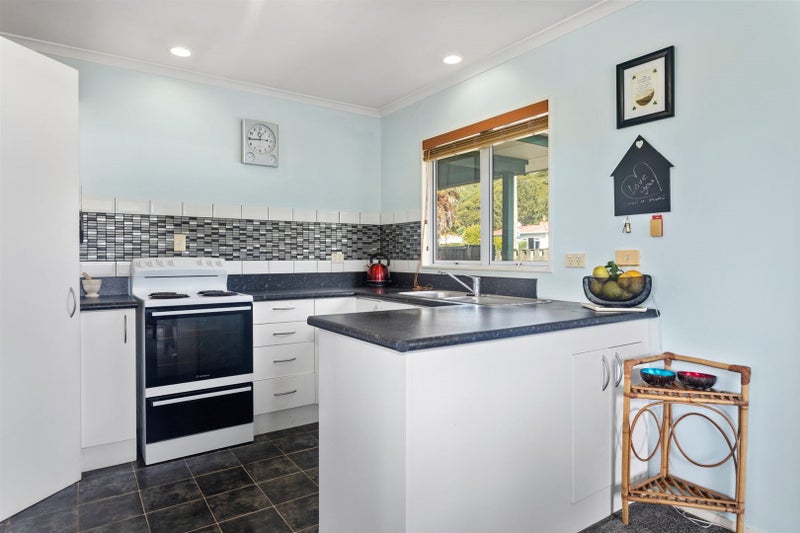 15 Mair Street, Matata, Whakatane - Carousel 1