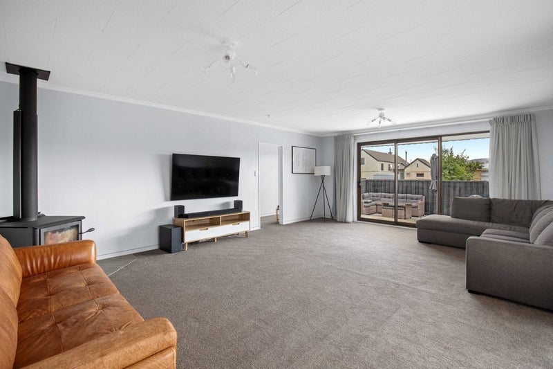 7 Shannon Street, Alexandra, Alexandra - Carousel 2