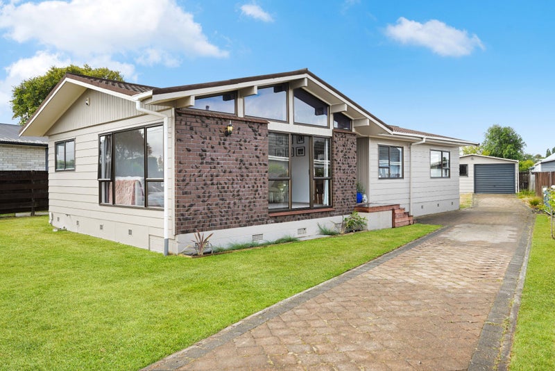 193 Grandview Road, Nawton, Hamilton - Carousel 1