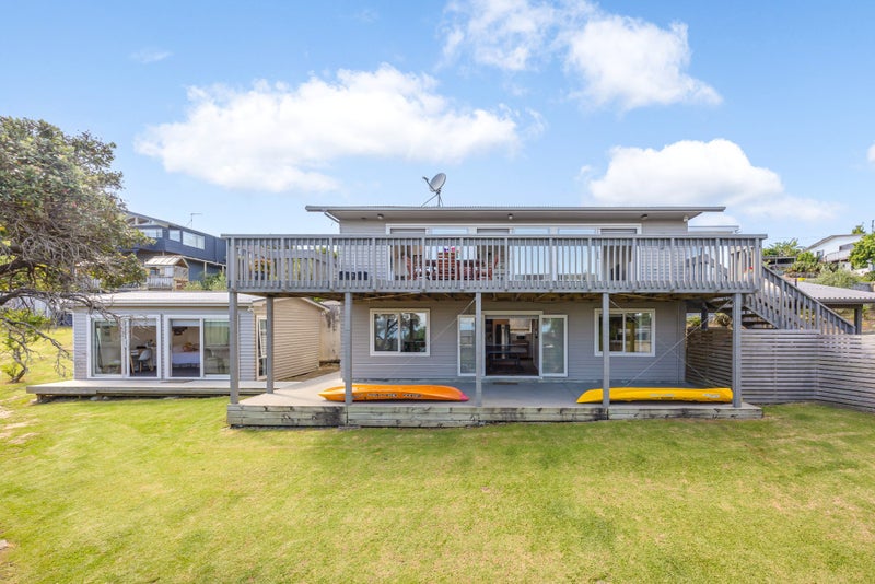 3 Siesta Terrace, Gulf Harbour, Whangaparaoa - Carousel 1