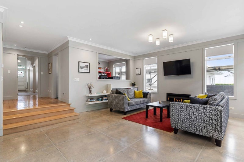 33 Prospect Terrace, Mount Eden, Auckland - Carousel 2