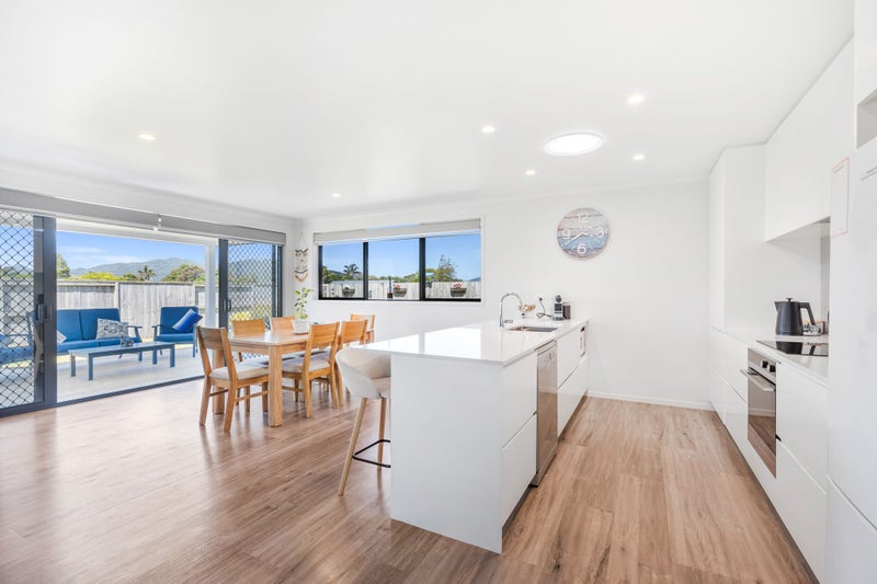 9 Kahukaka Road, One Tree Point - Carousel 2