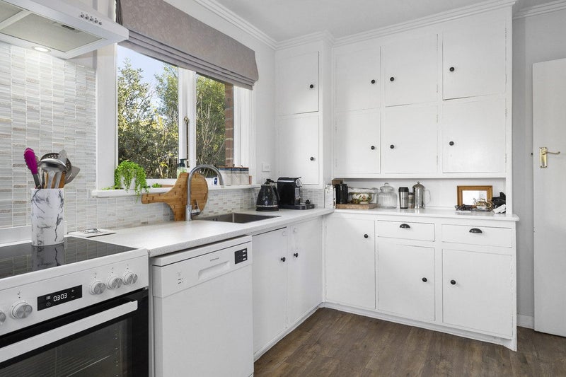 98 Dunrobin Street, Waverley, Dunedin - Carousel 2