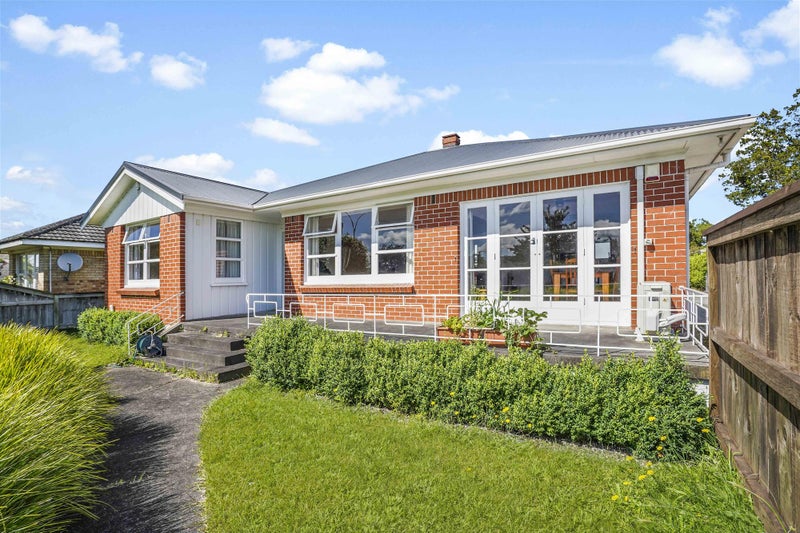 320 Cambridge Road, Hillcrest, Hamilton - Carousel 2