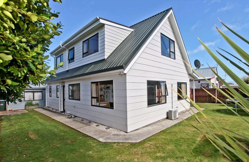 19 Ranui Road, Stoke, Nelson - Carousel 1