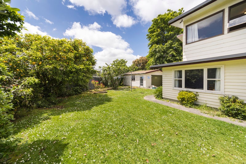 9 Te Punga Place, Awapuni, Palmerston North - Carousel 2