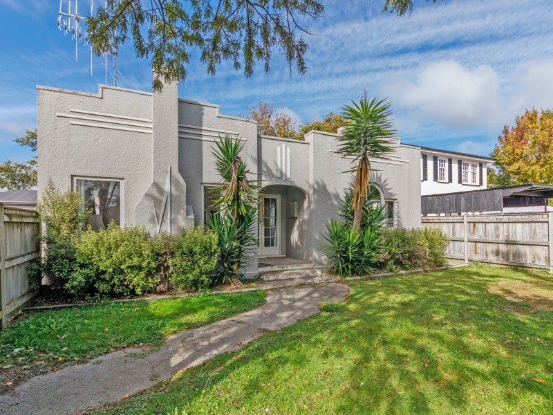 7 Guy Avenue, Takaro, Palmerston North - Carousel 1