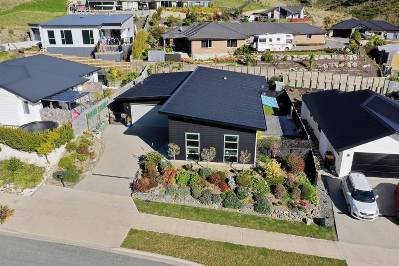12 Devenish Place, Atawhai, Nelson - Carousel 1