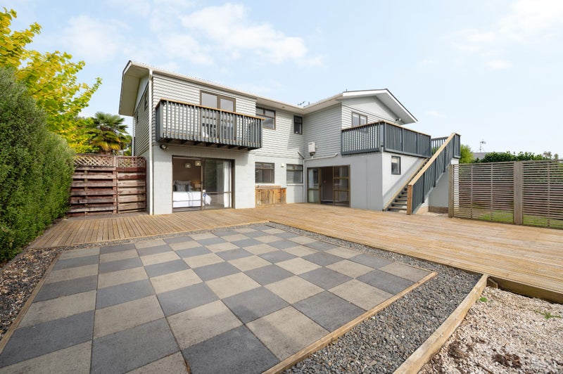 27 Pelorus Street, Glenview, Hamilton - Carousel 1