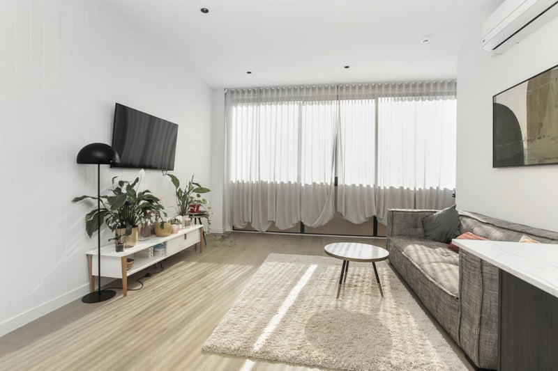 1/8 Vinegar Lane, Grey Lynn, Auckland - Carousel 2