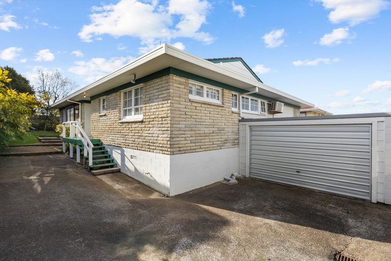 1/208 Pakuranga Road, Pakuranga Heights, Auckland - Carousel 2