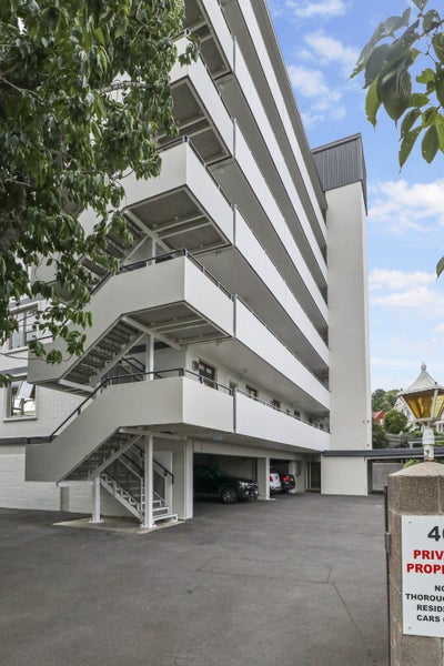4/44 Esplanade Road, Mount Eden, Auckland - Carousel 1