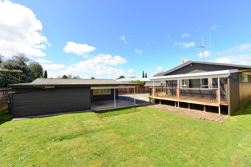 32 Northolt Road, Fairview Downs, Hamilton - Carousel 1