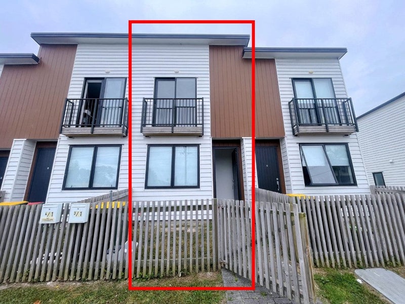 3/1 Sylvan Crescent, Te Atatu South, Auckland - Carousel 1