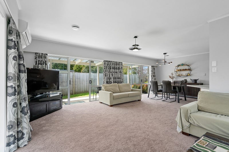 37 Southey Street, Leamington, Cambridge - Carousel 2