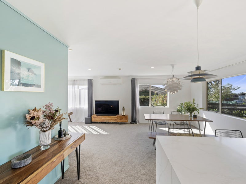 47 Crawford Avenue, Mangere Bridge, Auckland - Carousel 2