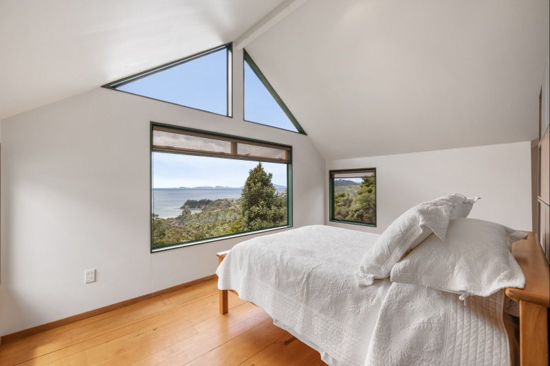 144 The Crescent, Langs Beach, Waipu - Carousel 2