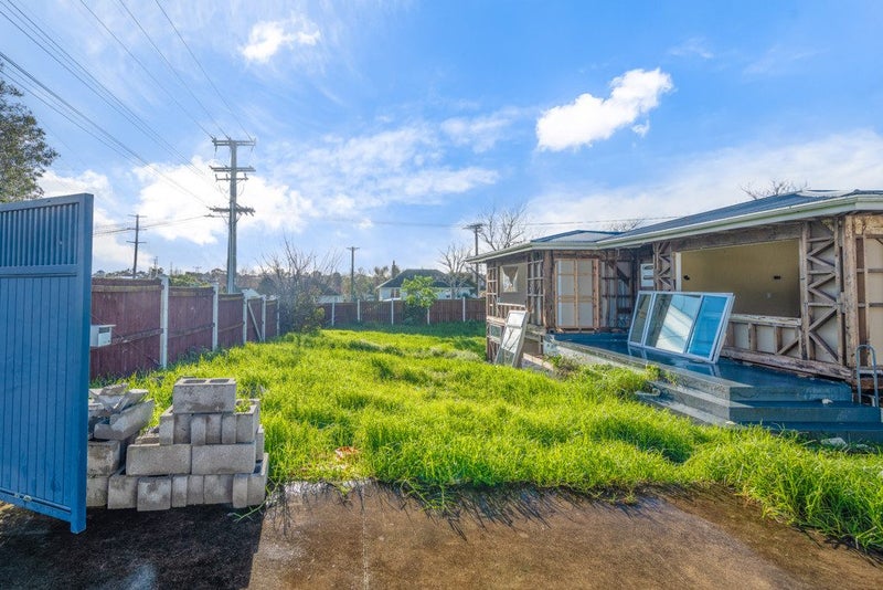 17 Preston Avenue, Belmont, Auckland - Carousel 15