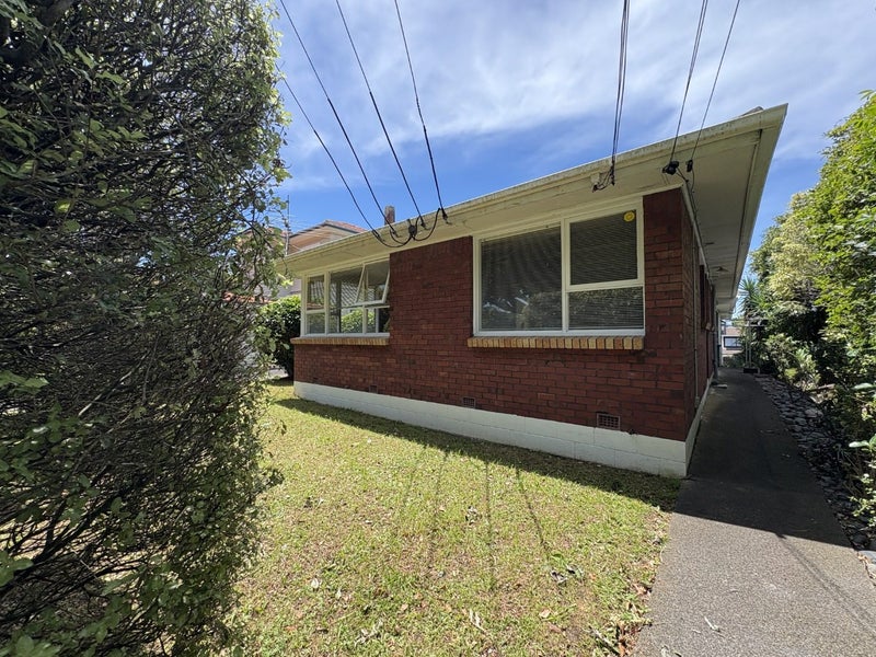 1/28 Matai Road, Greenlane, Auckland - Carousel 15