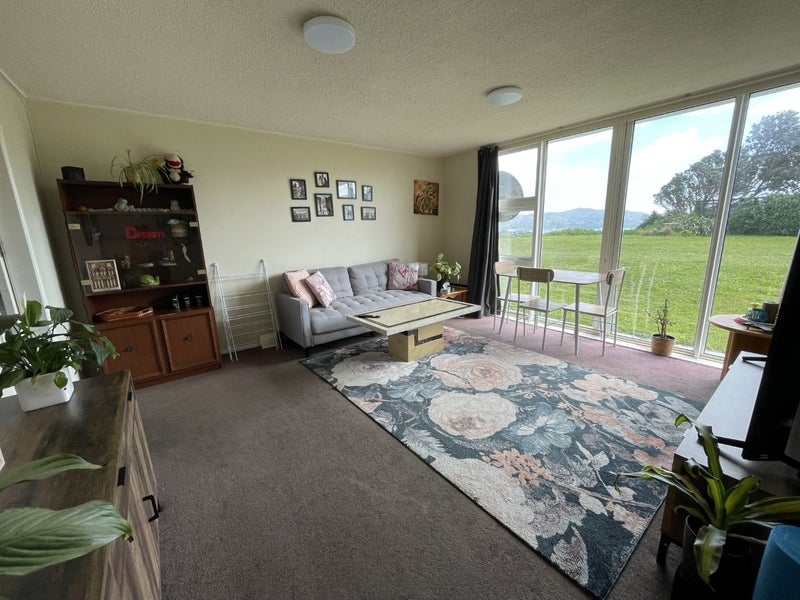 A4/23 Rangitane Street, Maupuia, Wellington - Carousel 2