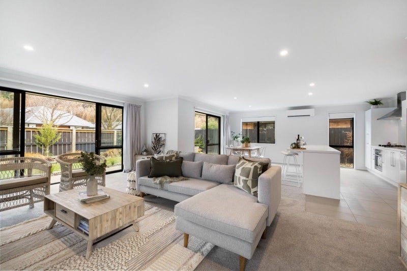 2 Sew Hoy Lane, Arthurs Point, Queenstown - Carousel 1