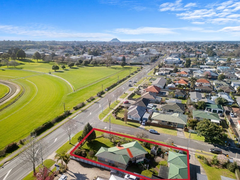 2 Maitland Street, Greerton, Tauranga - Carousel 2
