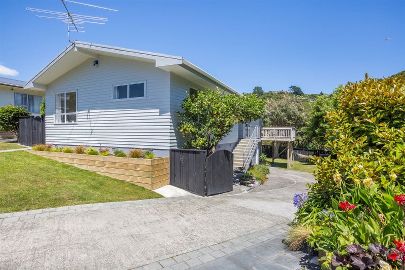 17 Carvel Lane, Whitby, Porirua - Carousel 34