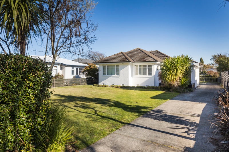 18A Ake Ake Avenue, Hokowhitu, Palmerston North - Carousel 1