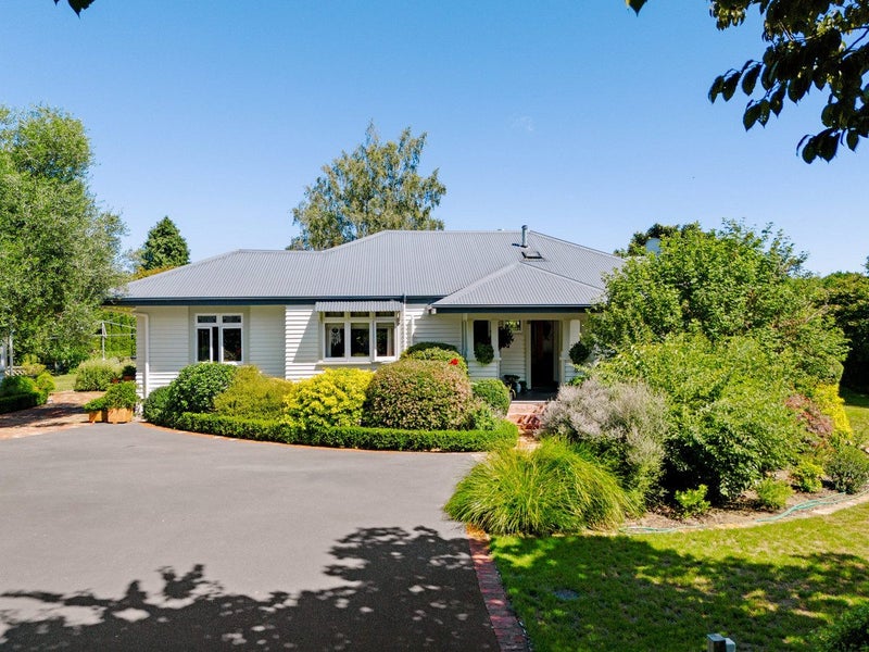 2 Murray Street, Leamington, Cambridge - Carousel 1