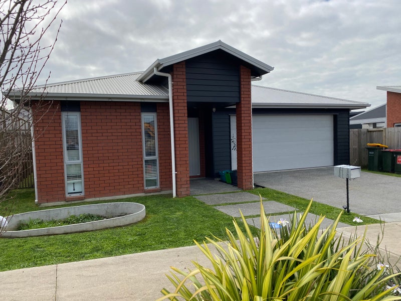 9 Whanau Avenue, Baverstock, Hamilton - Carousel 1