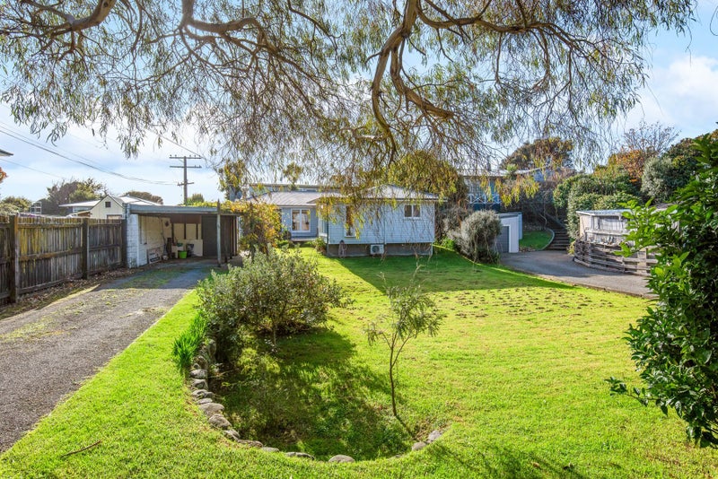 39 Eatwell Avenue, Paraparaumu Beach, Paraparaumu - Carousel 21