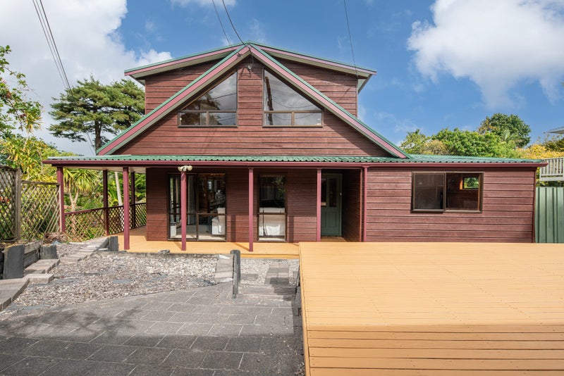 2/2 Rossmore Terrace, Murrays Bay, Auckland - Carousel 2